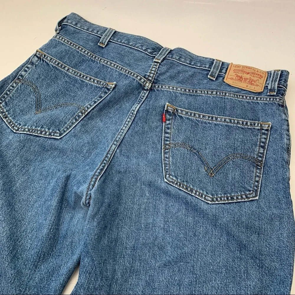 Levis 550 Relaxed Fit Denim Shorts Men‎ 40 Blue  100% Cotton Casual Workwear - Picture 4 of 8